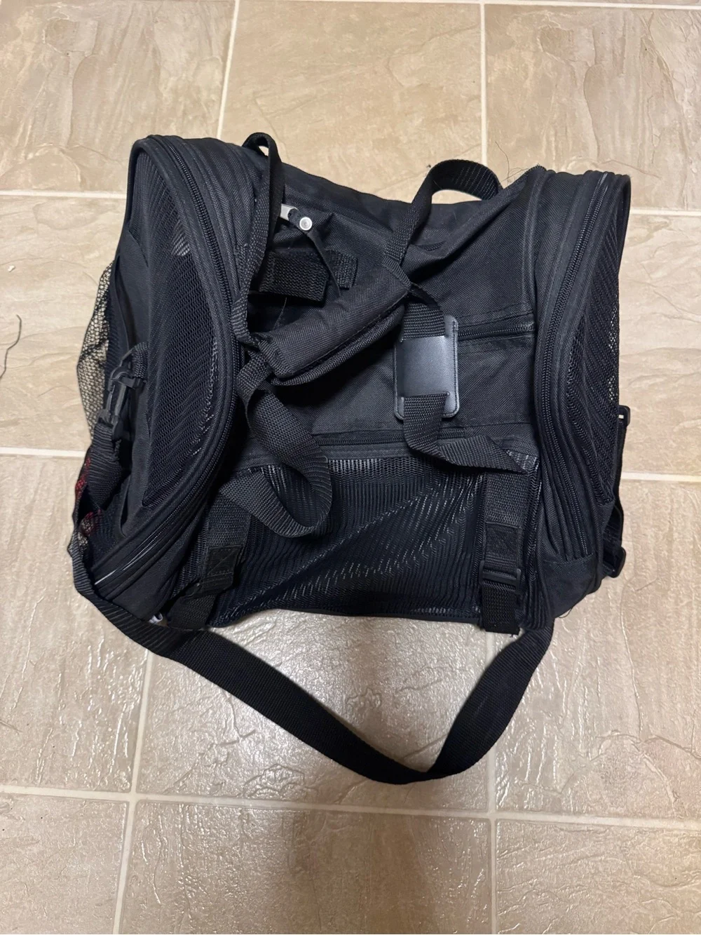 Black Soft-Sided Pet Travel Carrier with Ventilated Mesh
